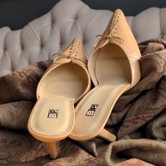 SOLD NAKED POINTED-TOE MULES - Picture 9 of 16